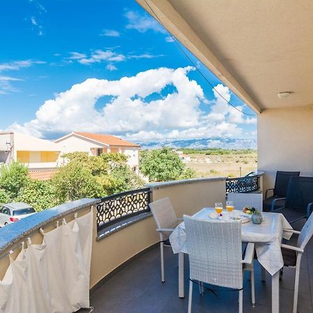 Apartments Nella بريفلاكا المظهر الخارجي الصورة