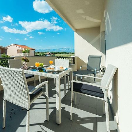 Apartments Nella بريفلاكا المظهر الخارجي الصورة
