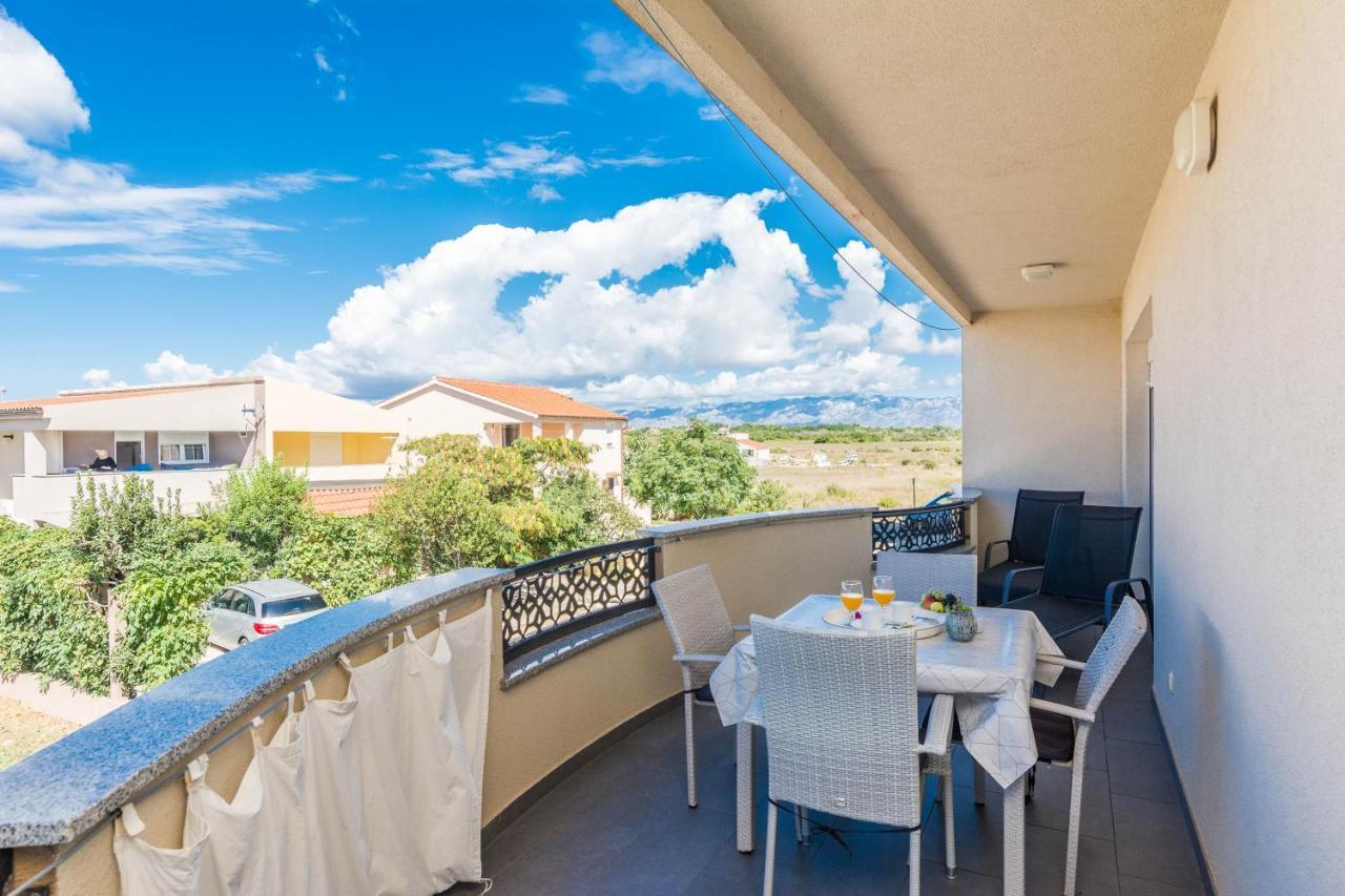 Apartments Nella بريفلاكا المظهر الخارجي الصورة
