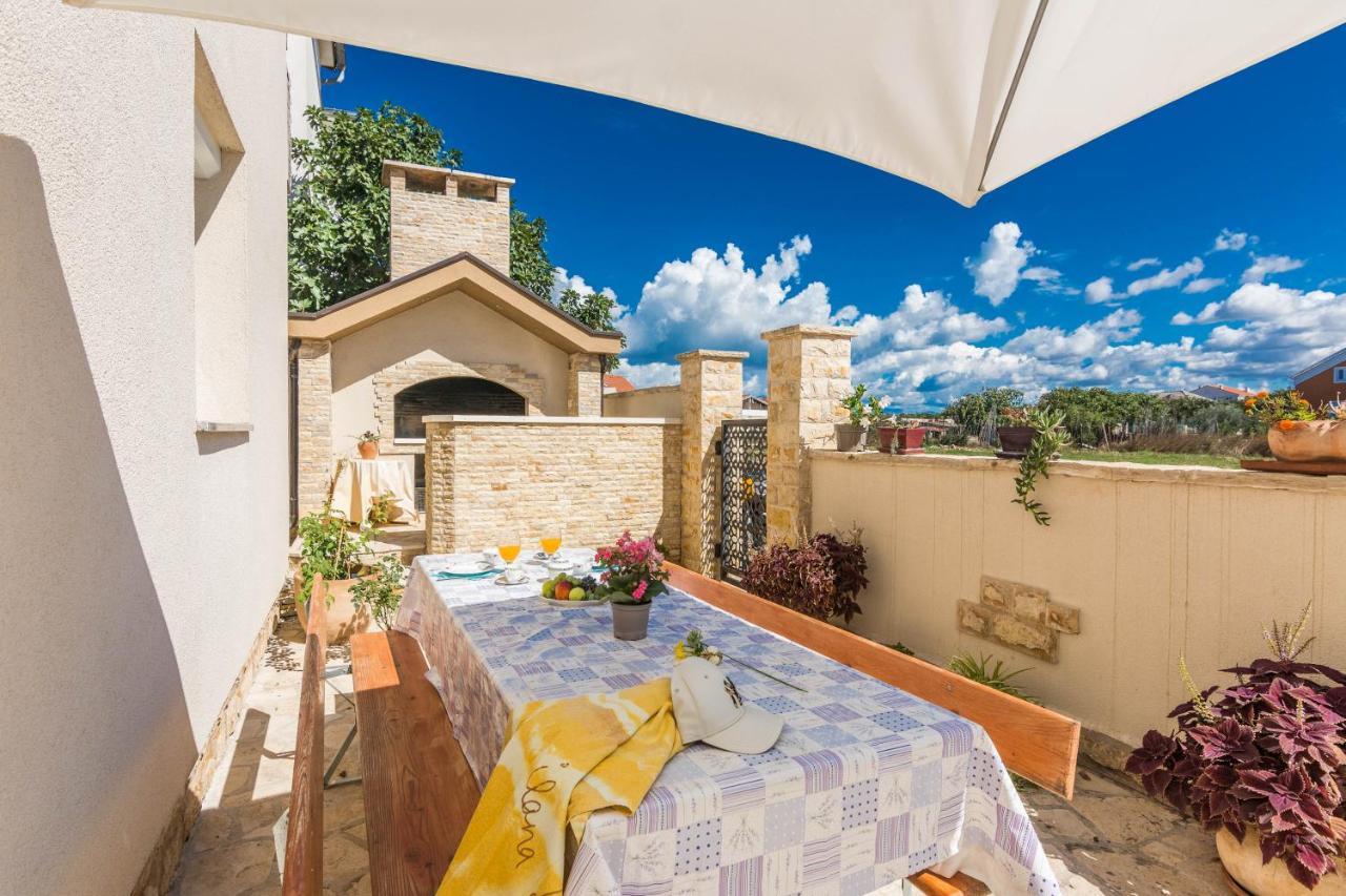 Apartments Nella بريفلاكا المظهر الخارجي الصورة