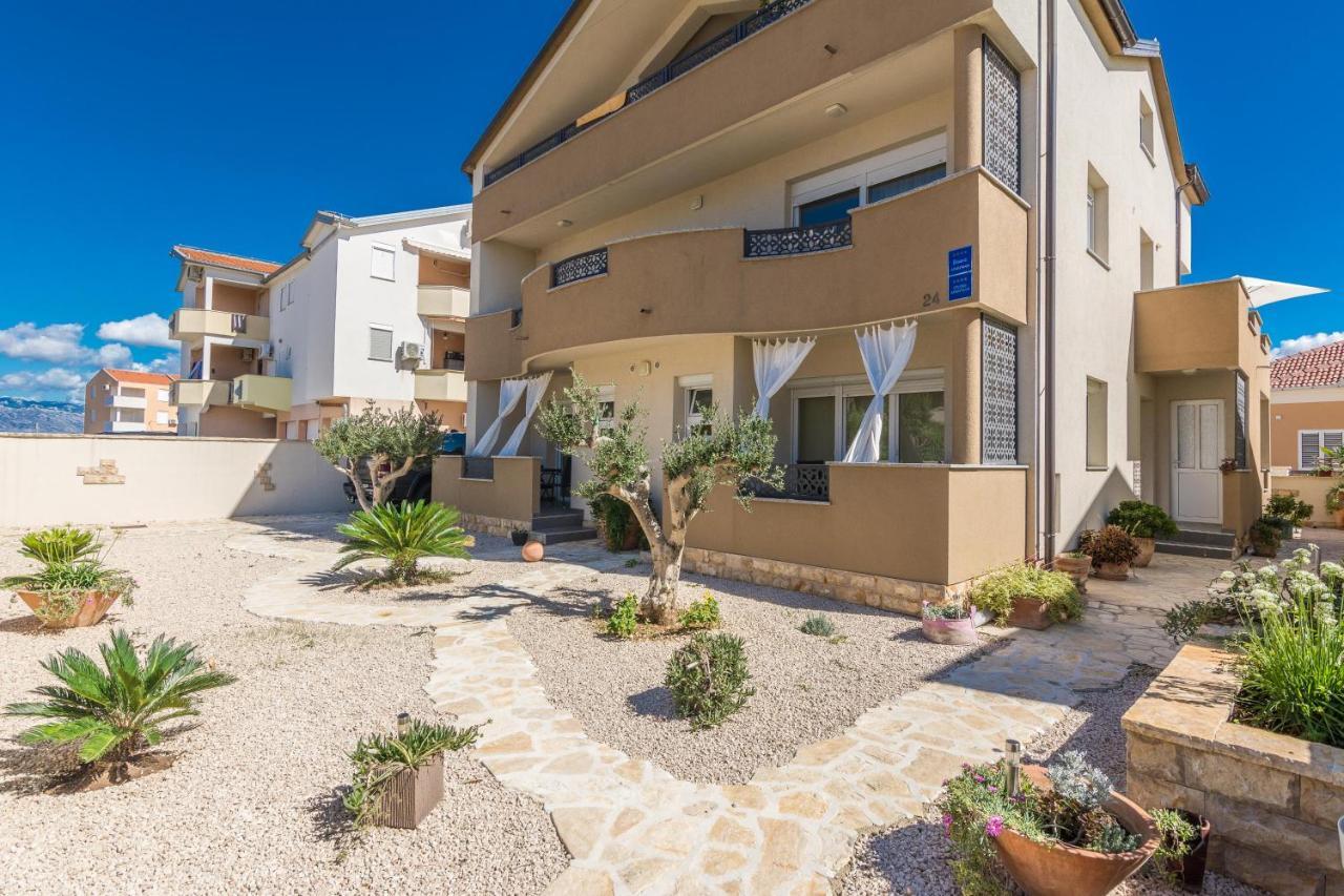 Apartments Nella بريفلاكا المظهر الخارجي الصورة