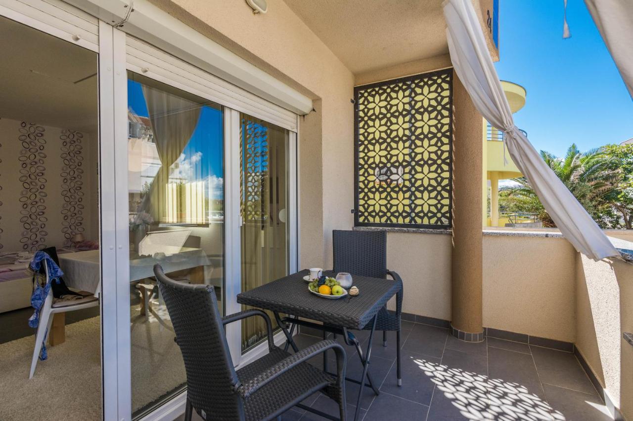 Apartments Nella بريفلاكا المظهر الخارجي الصورة