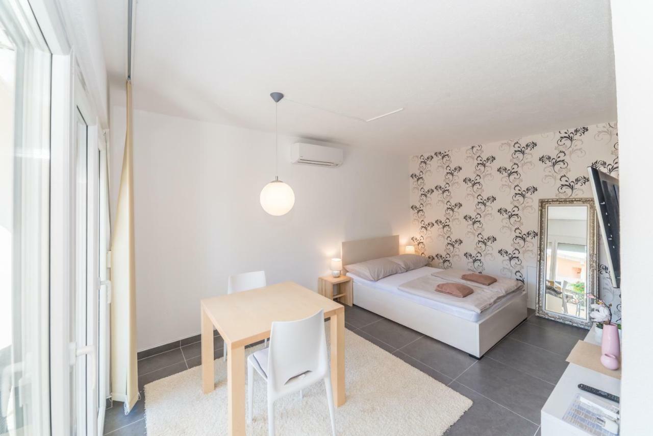 Apartments Nella بريفلاكا المظهر الخارجي الصورة
