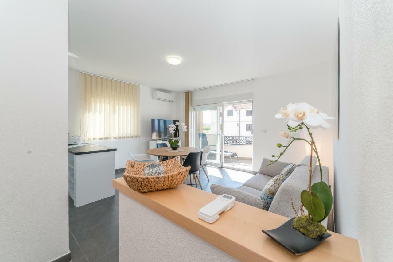Apartments Nella بريفلاكا المظهر الخارجي الصورة